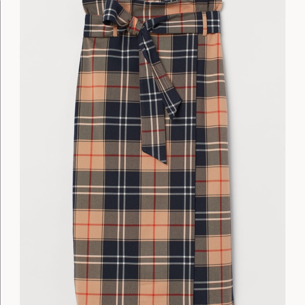ISO H&M plaid wrap skirt with tie belt